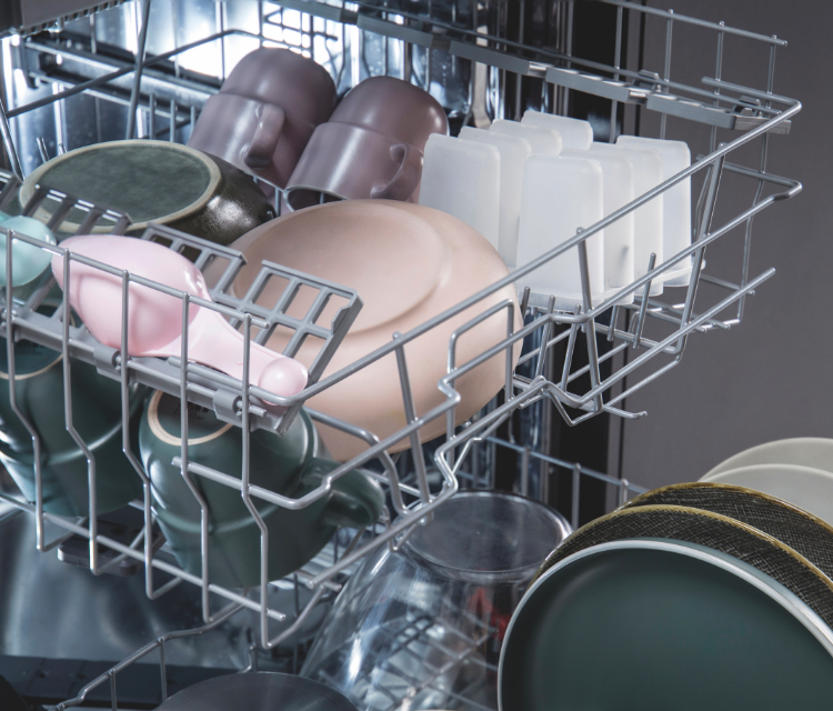 Hisense Integrated Dishwasher HV672C60UK - No Extra Drying Required