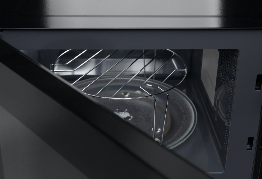 Hisense Freestanding Microwave H28MOBS8HGUK - Life Style Image