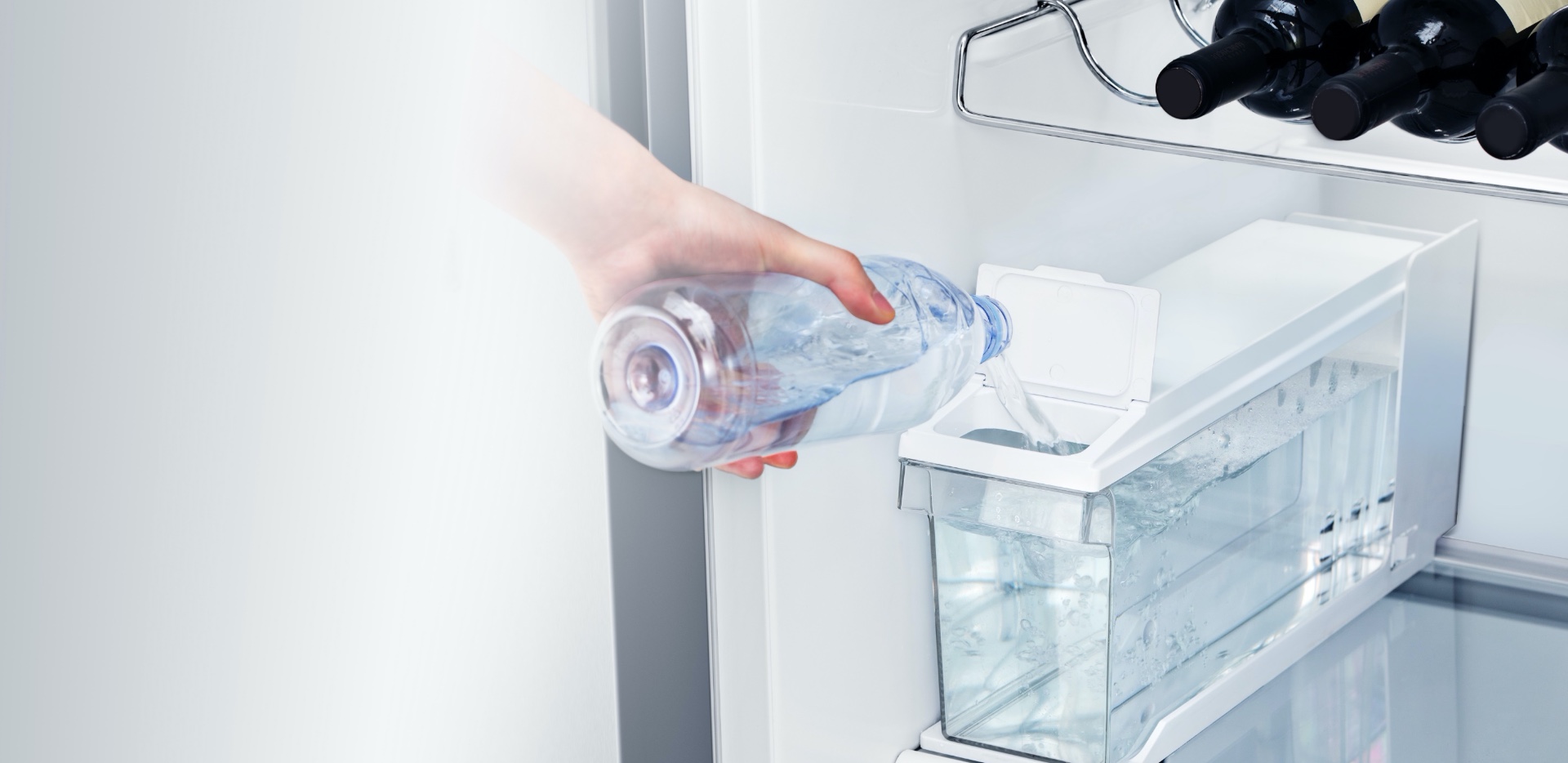 Hisense RC-70WS Refrigerator -   Non-Plumbed WaterTank