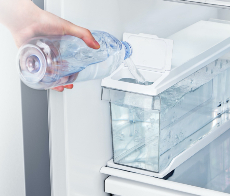 Hisense RC-70WS Refrigerator -   Non-Plumbed WaterTank